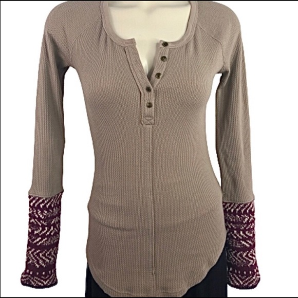 Sold 🌟🌟FREE PEOPLE Henley long sleeve V-Neck stone top S - Picture 13 of 13